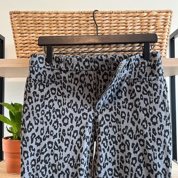 Banana Republic Sloan Mid-Rise Twill Gray & Black Leopard Dress Pant Trouser, 4 - Picture 6 of 8